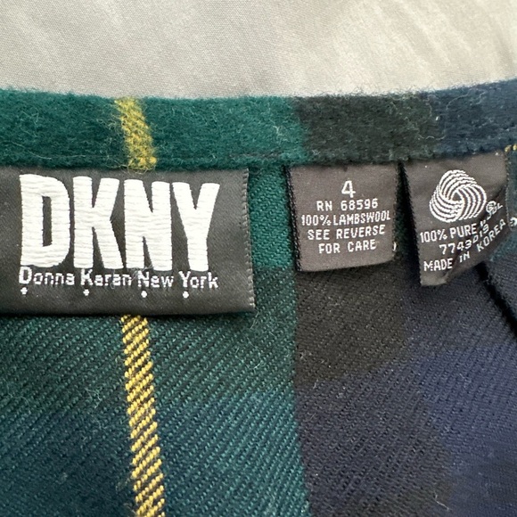 Vintage 90s Donna Karan Lambswool Plaid Wrap Around Asymmetrical Skirt - Picture 9 of 9